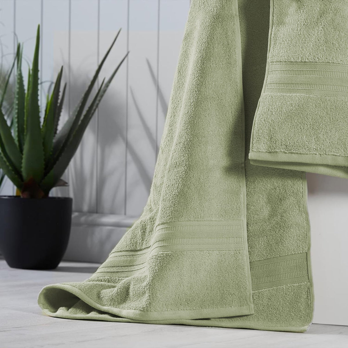 Home Collections Sage Green Luxury Bath Sheet, product image 2
